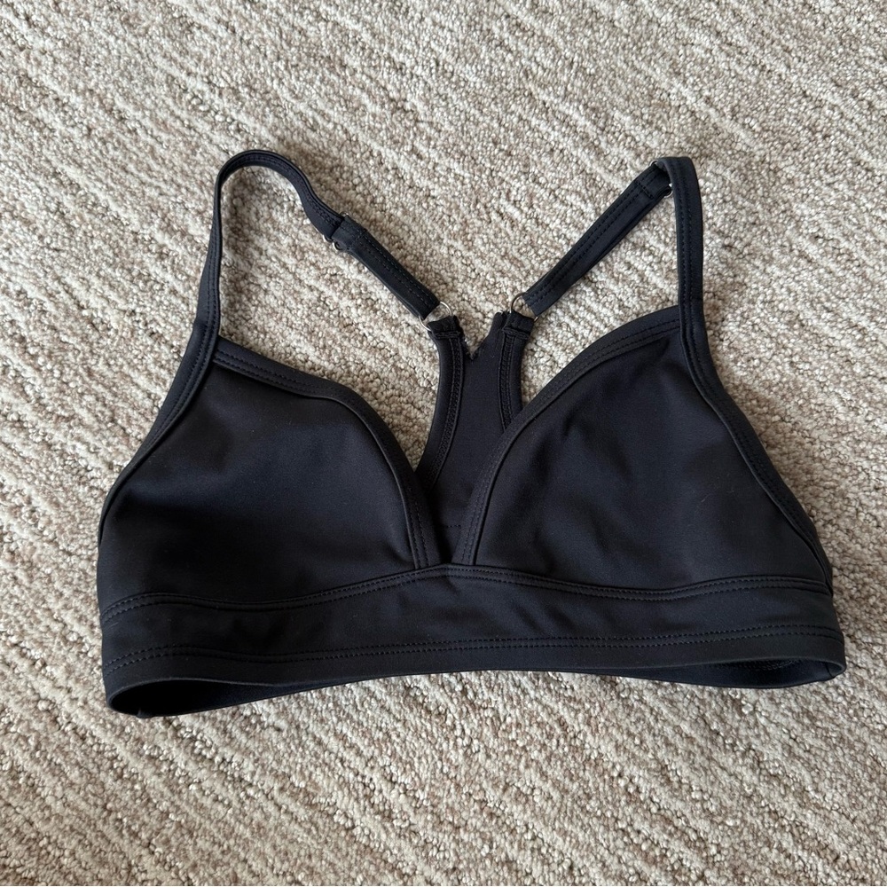 frankie’s bikinis sports bra